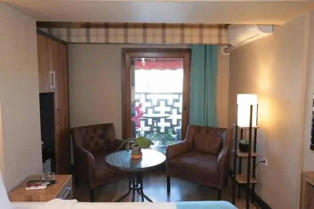 Standart Oda, Şehir Manzaralı, Balkonlu