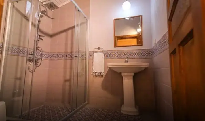 Nehir Manzaralı Standart Oda