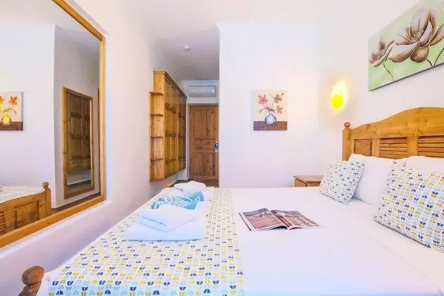 Oda, Balkon, Deniz Manzaralı