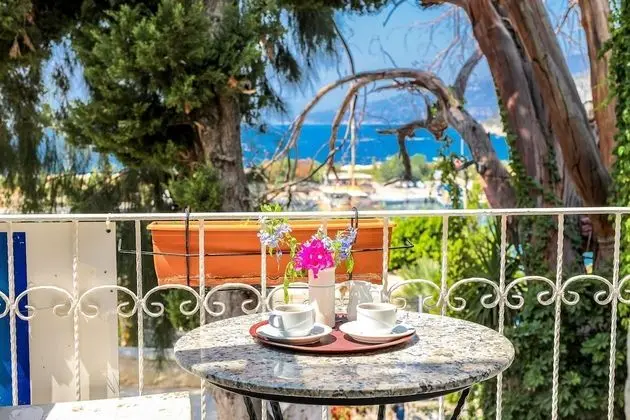 Oda, Balkon, Deniz Manzaralı