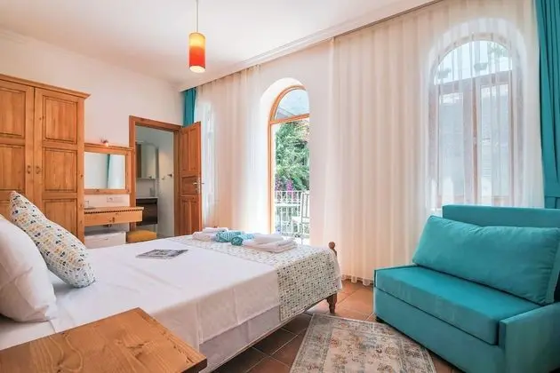 Oda, Balkon, Kısmi Deniz Manzaralı