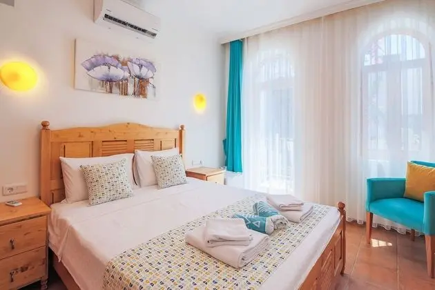 Oda, Balkon, Kısmi Deniz Manzaralı