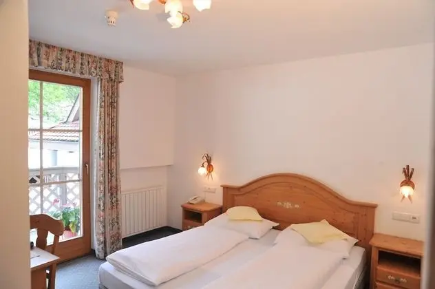 Economy Tek Büyük Yataklı Oda