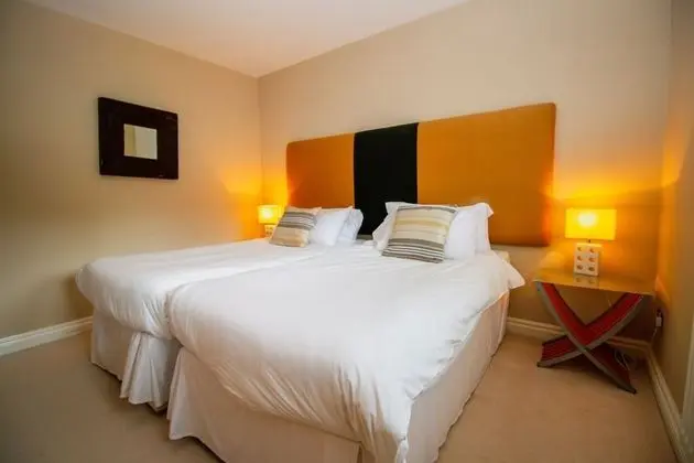 Luxury Apart Daire, 2 Yatak Odası, Engellilere Uygun (2E, Traquair)
