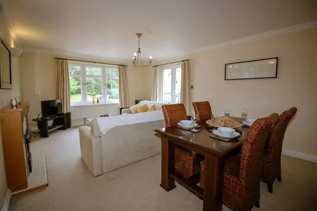 Luxury Apart Daire, 2 Yatak Odası, Engellilere Uygun (3E, Abbotsford)