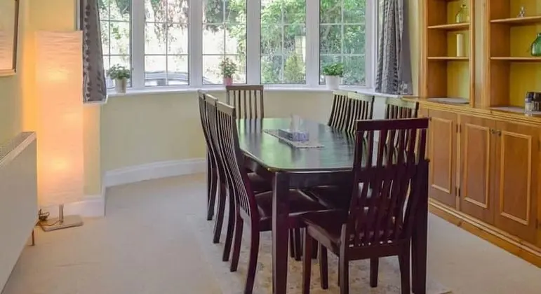 Family Oda, Ortak Banyo, Zemin Kat (#1)