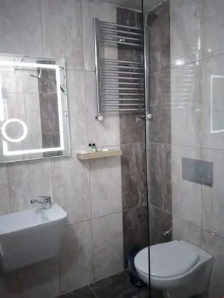 Standart Oda - Göl Manzaralı