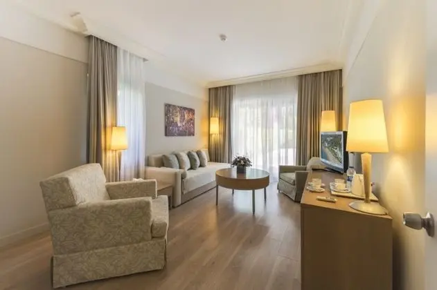 https://imagessl.etstur.com/files/images/hotelImages/TR/50153/l/Turquoise-Hotel-Oda-261116.jpg