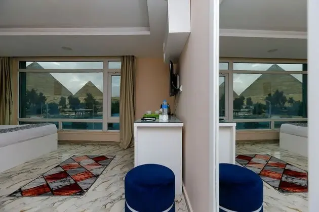 Deluxe Tek Büyük Yataklı Oda, 1 Büyük (Queen) Boy Yatak, Sigara İçilmez, Dağ Manzaralı