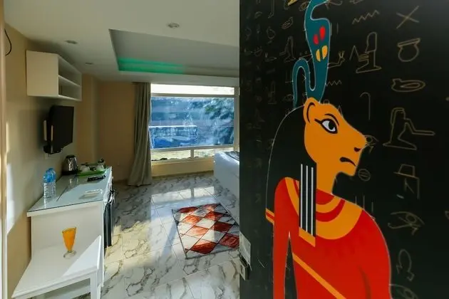 Deluxe Tek Büyük Yataklı Oda, 1 Büyük (Queen) Boy Yatak, Sigara İçilmez, Dağ Manzaralı