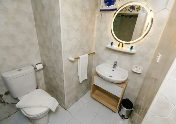 Deluxe Tek Büyük Yataklı Oda, 1 Büyük (Queen) Boy Yatak, Sigara İçilmez, Dağ Manzaralı