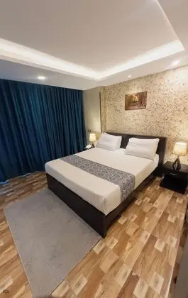 Deluxe Tek Büyük Yataklı Oda, 1 Büyük (Queen) Boy Yatak, Sigara İçilmez, Dağ Manzaralı