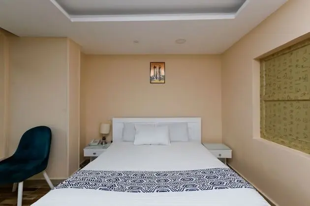 Standard Tek Büyük veya İki Ayrı Yataklı Oda, Sigara İçilmez
