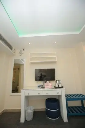 Standard Tek Büyük veya İki Ayrı Yataklı Oda, Sigara İçilmez