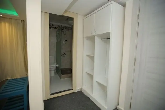 Standard Tek Büyük veya İki Ayrı Yataklı Oda, Sigara İçilmez