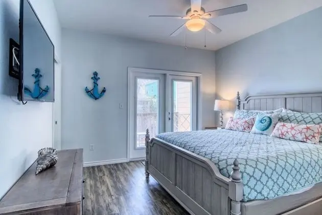 Daire, Birden Çok Yatak, Veranda (Turquoise Trea'shore)