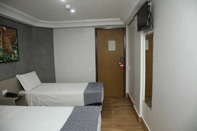 Quarto duplo Solteiro