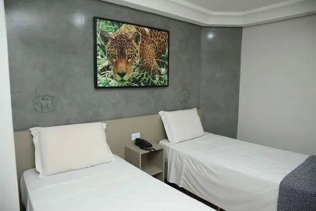 Quarto duplo Solteiro