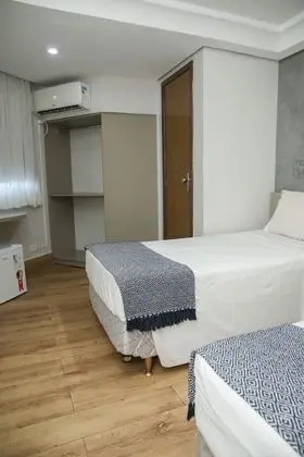 Quarto duplo Solteiro
