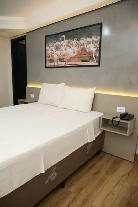 Standard Tek Büyük Yataklı Oda