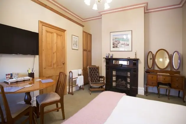 Deluxe Oda, 1 Büyük (Queen) Boy Yatak (Tamar Room)
