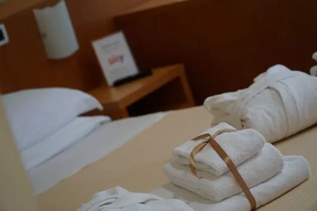 Junior Süit, 1 Çift Kişilik Yatak