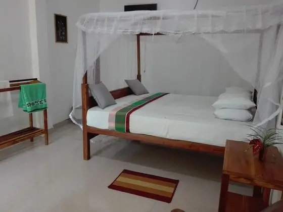 Deluxe Tek Büyük Yataklı Oda, 1 En Büyük (King) Boy Yatak, Balkon, Kısmi Deniz Manzaralı