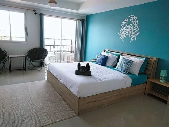 Standard Room with Shared Bathroom