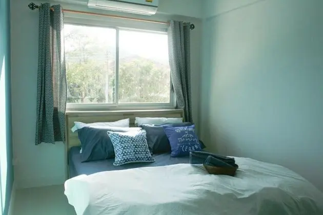 Standard Room with Shared Bathroom