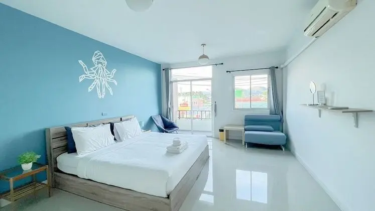 Standard Room with Shared Bathroom and Sofa Bed