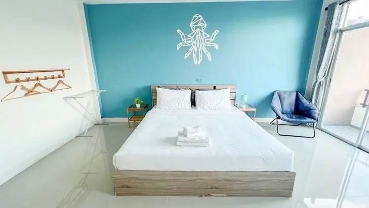 Standard Room with Shared Bathroom and Sofa Bed
