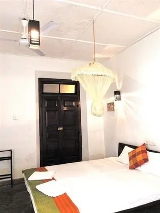 Standard Tek Büyük Yataklı Oda (with Fan)