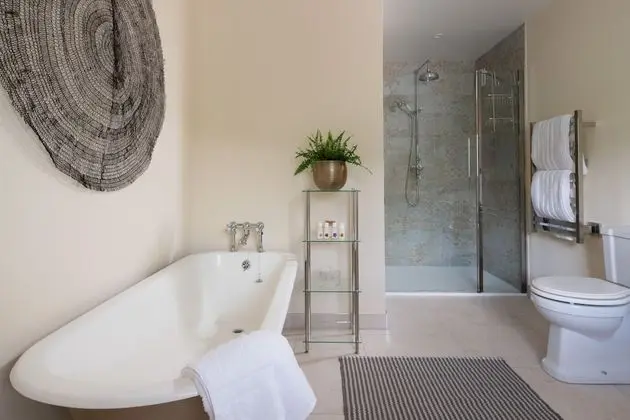 Luxury Kulübe, Banyolu/Duşlu, Göl Manzaralı (Lakeside Lodges)