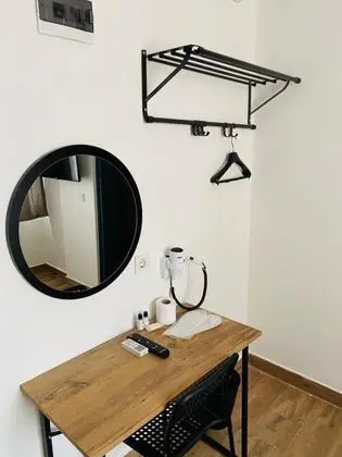 Disabled Room, Bahçe Manzaralı, Balkonlu