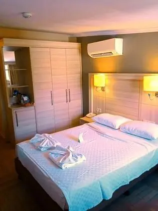 Çatı Katı Standart Oda, Şehir veya Dağ Manzaralı