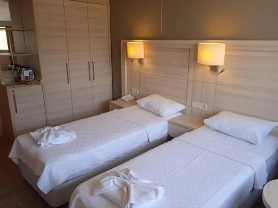 Çatı Katı Standart Oda, Şehir veya Dağ Manzaralı