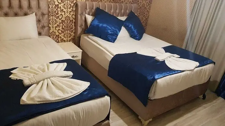 Standard Tek Büyük veya İki Ayrı Yataklı Oda
