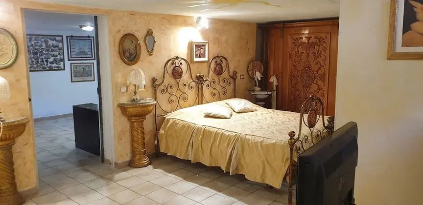 Villa, 5 Yatak Odası, Şömine
