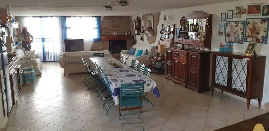 Villa, 5 Yatak Odası, Şömine