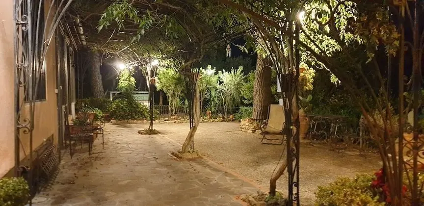 Villa, 5 Yatak Odası, Şömine