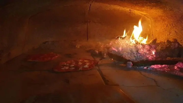 Villa, 5 Yatak Odası, Şömine