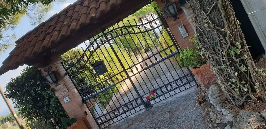 Villa, 5 Yatak Odası, Şömine