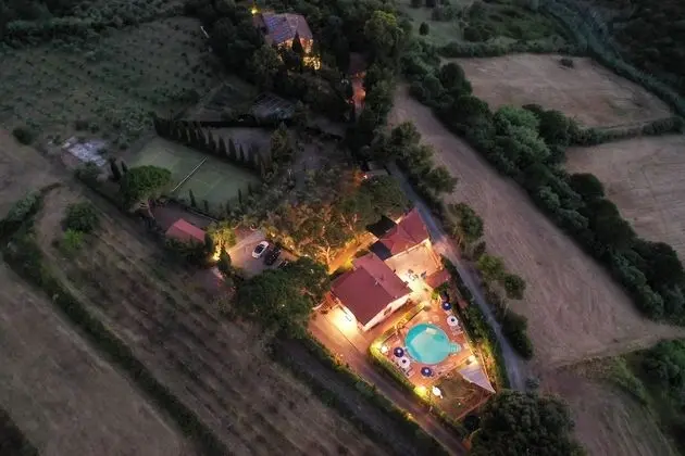 Villa, 5 Yatak Odası, Şömine