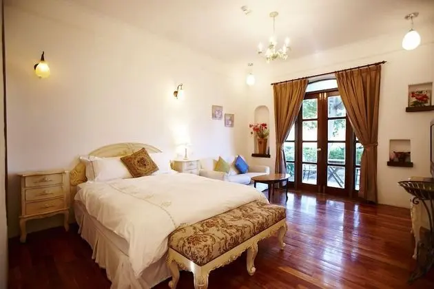 Deluxe Tek Büyük Yataklı Oda, 1 Çift Kişilik Yatak, Park Manzaralı, Bahçeli