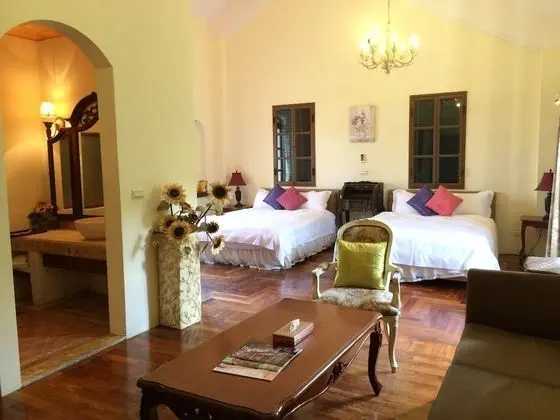 Grand Dört Kişilik Oda, 2 Çift Kişilik Yatak, Park Manzaralı, Kule