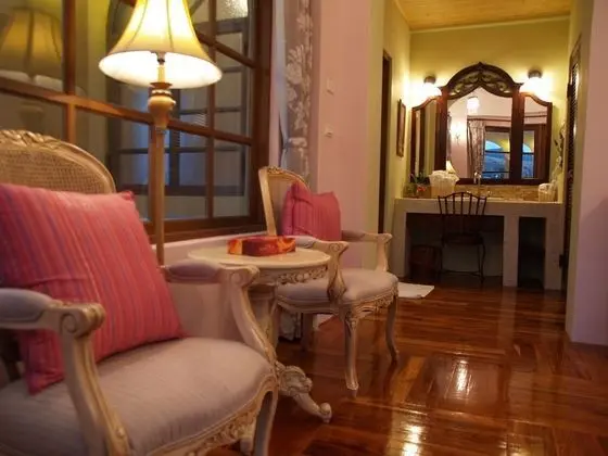 Grand Dört Kişilik Oda, 2 Çift Kişilik Yatak, Park Manzaralı, Kule