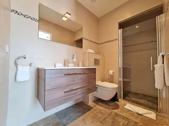 Comfort Sıra Ev, 2 Yatak Odası, Veranda, Köşe