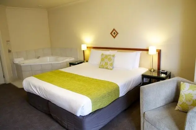 Executive Stüdyo, Sigara İçilmez, Küçük Mutfak (Executive Spa Room)