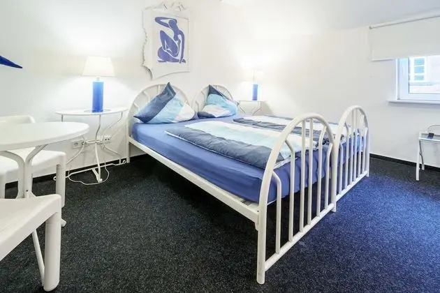 Tek Büyük Yataklı Oda, Ortak Banyo