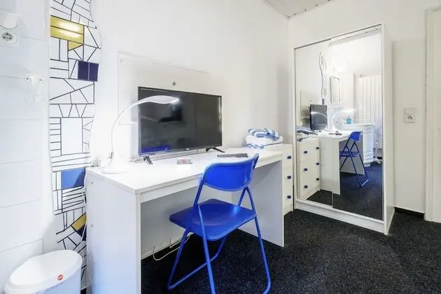 Tek Büyük Yataklı Oda, Ortak Banyo